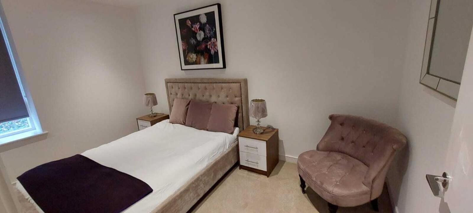 2 Bed Property Close To Heathrow Airport ハウンズロー エクステリア 写真